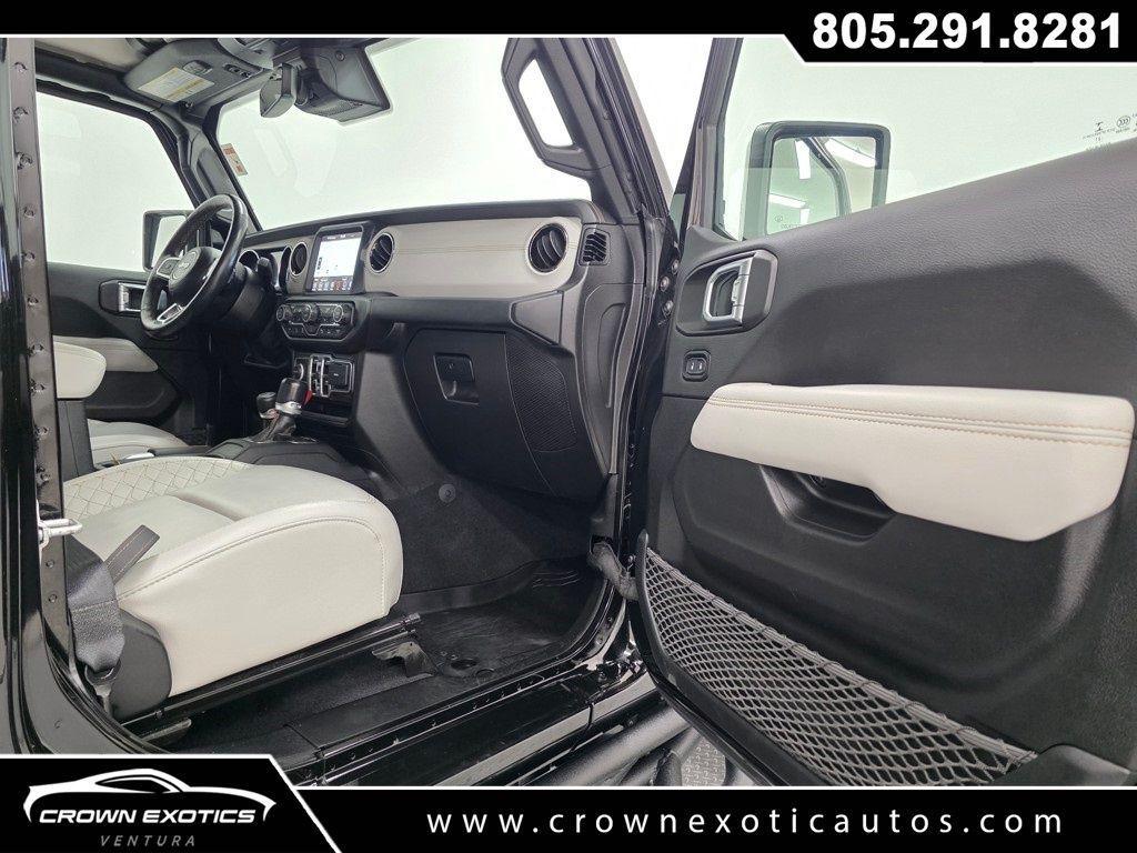 used 2021 Jeep Gladiator car, priced at $32,597