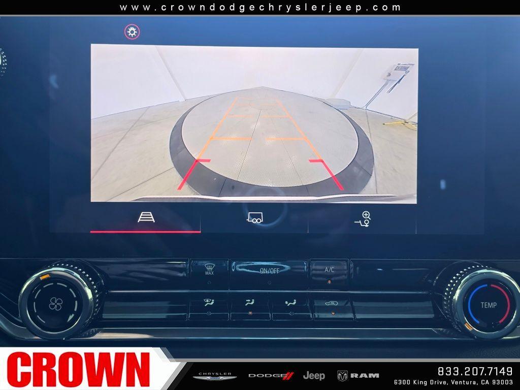 used 2024 GMC Canyon car, priced at $33,678