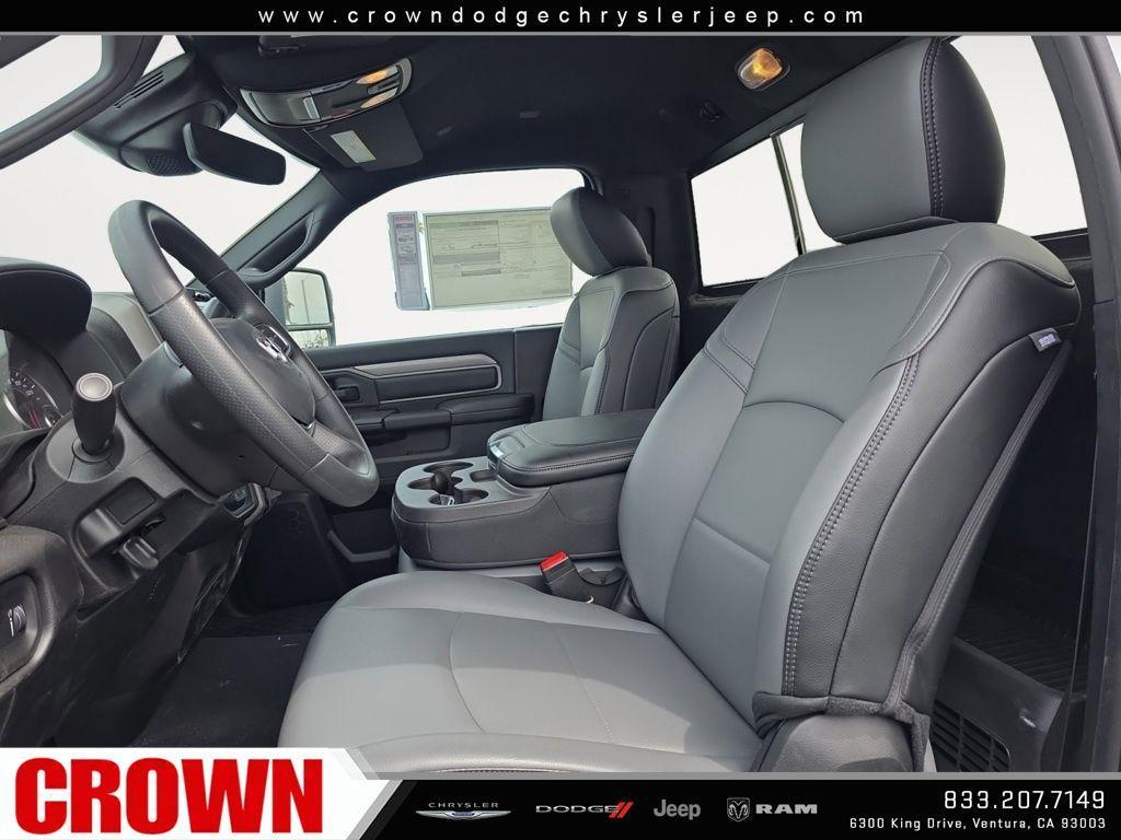 new 2025 Ram 3500 car, priced at $81,611