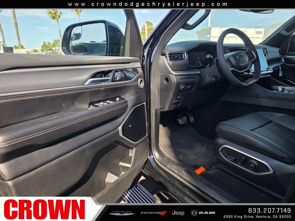 new 2026 Jeep Grand Wagoneer car, priced at $78,650