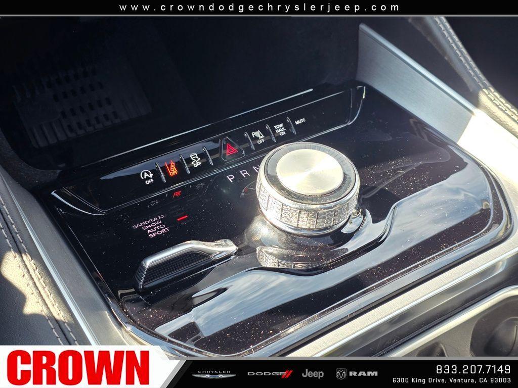 new 2026 Jeep Grand Wagoneer car, priced at $78,650