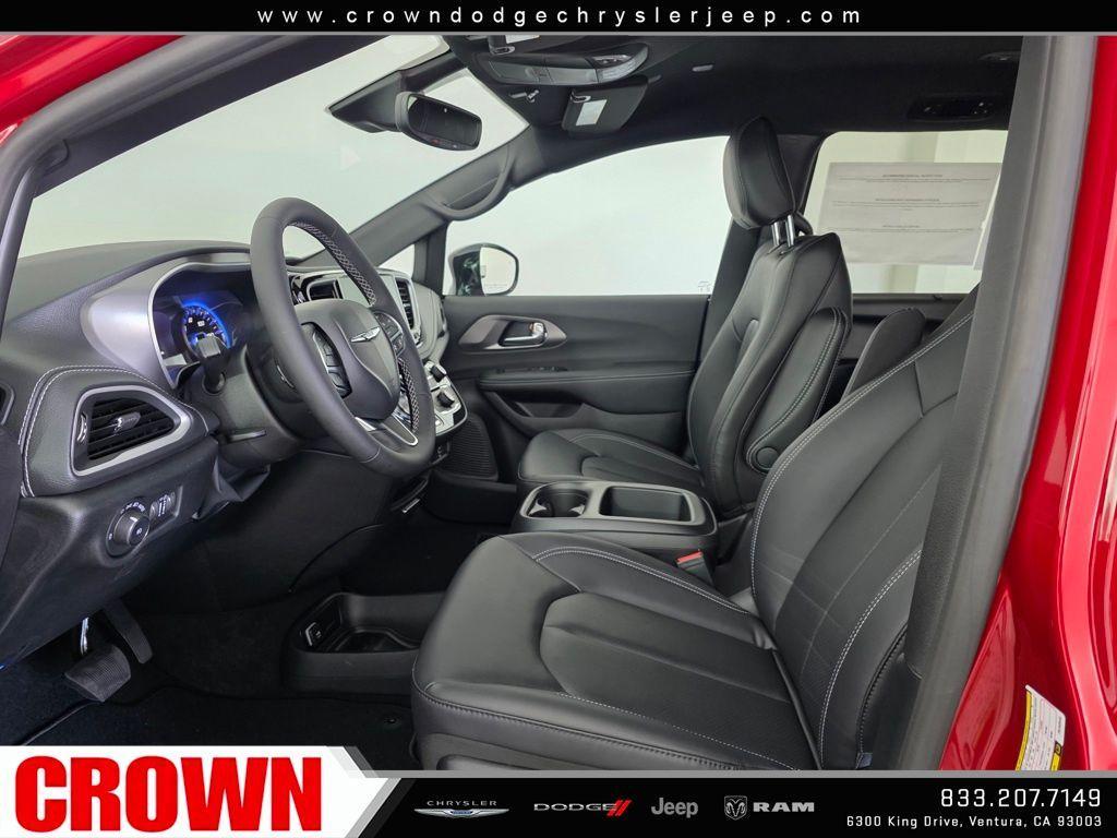 new 2026 Chrysler Pacifica car, priced at $39,785