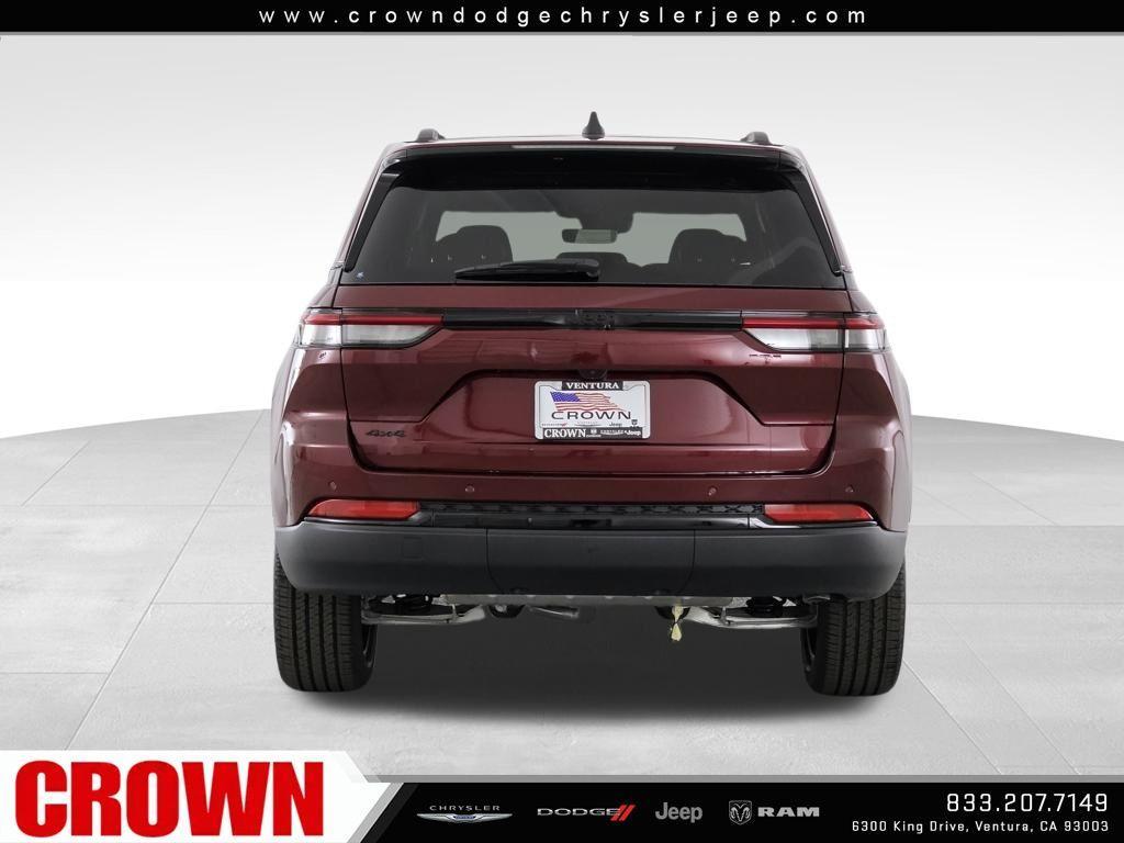 new 2025 Jeep Grand Cherokee car, priced at $42,570