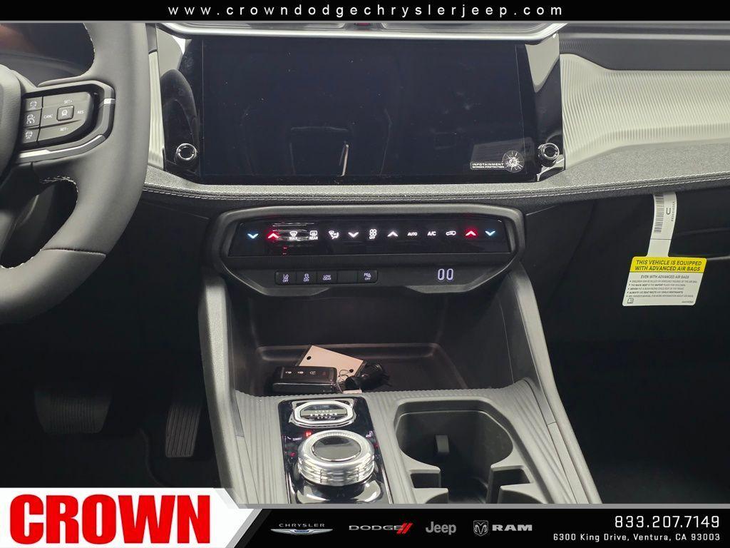 new 2026 Jeep Cherokee car, priced at $39,815