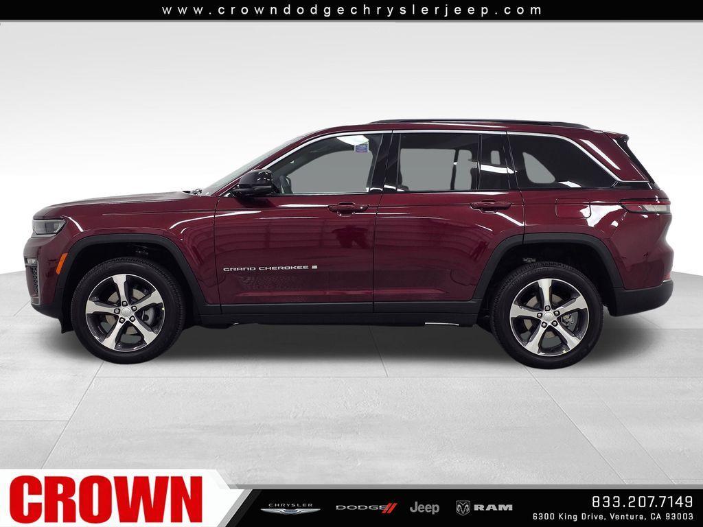 new 2026 Jeep Grand Cherokee car, priced at $44,040