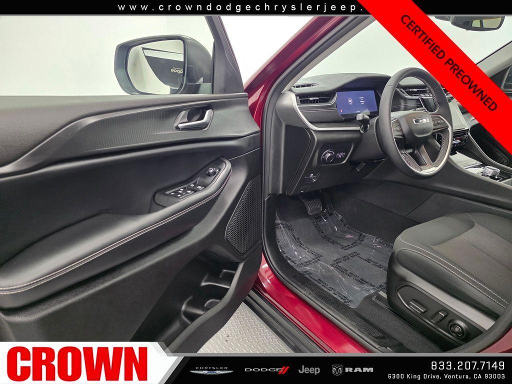 used 2023 Jeep Grand Cherokee car, priced at $26,991