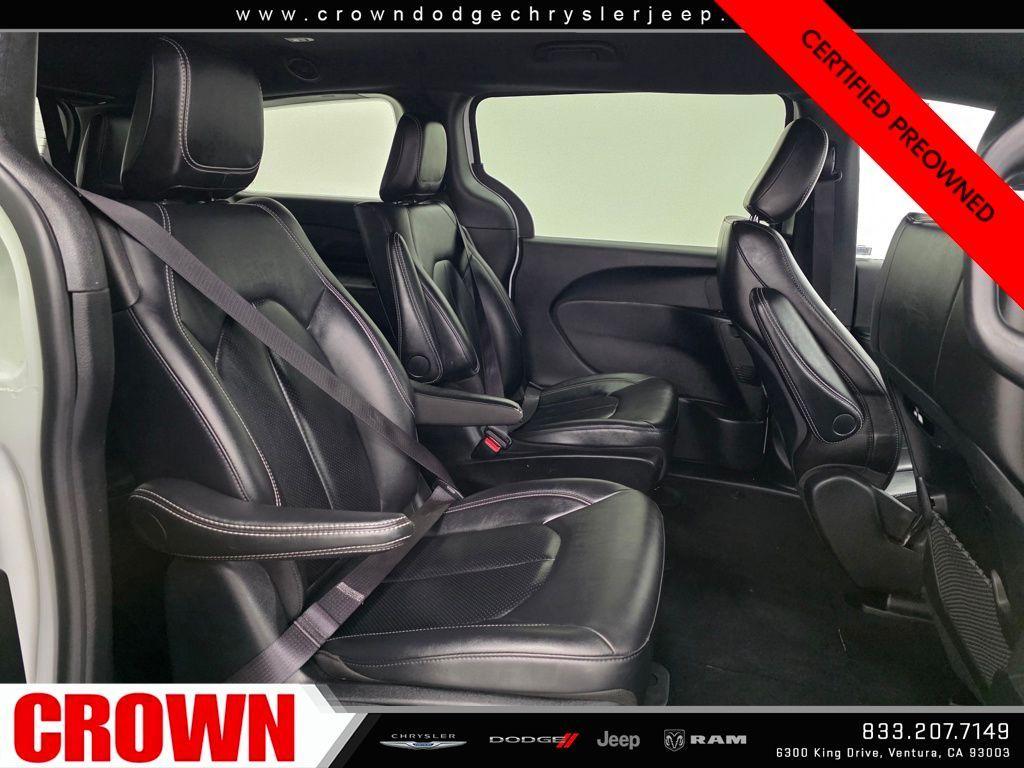 used 2024 Chrysler Pacifica Hybrid car, priced at $31,991