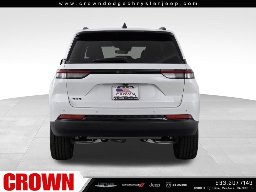 new 2025 Jeep Grand Cherokee car, priced at $42,046