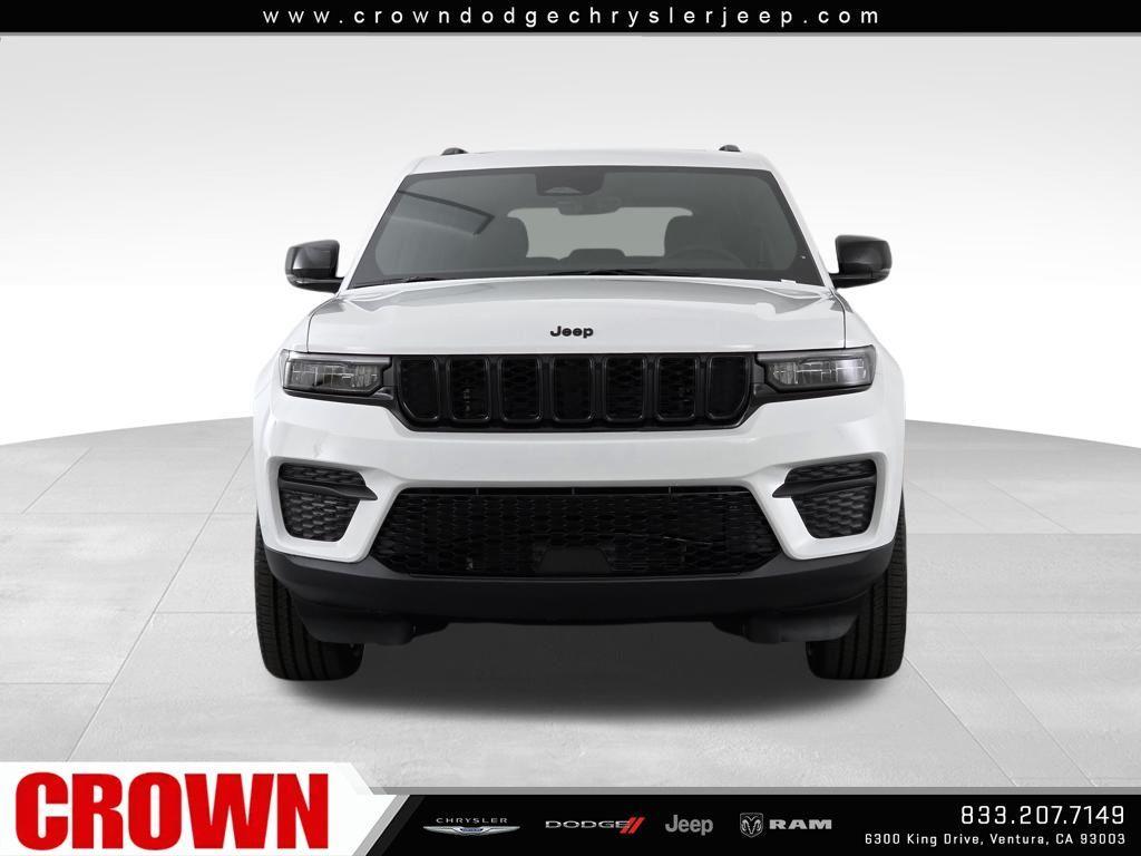 new 2025 Jeep Grand Cherokee car, priced at $42,046