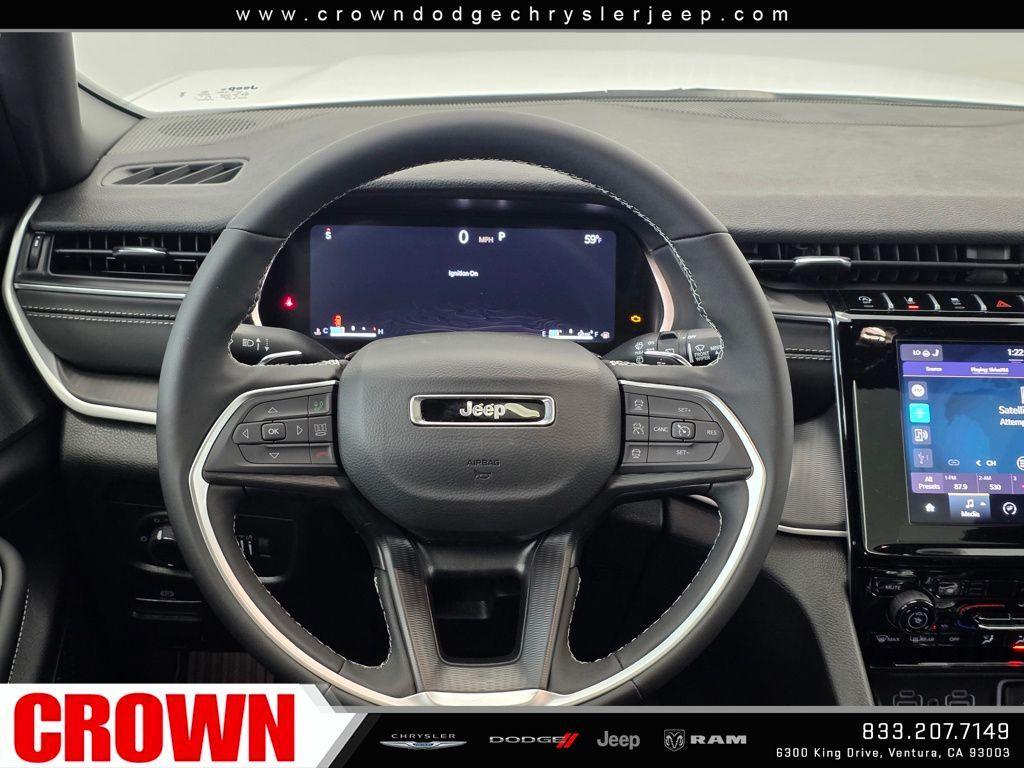 new 2025 Jeep Grand Cherokee car, priced at $42,046