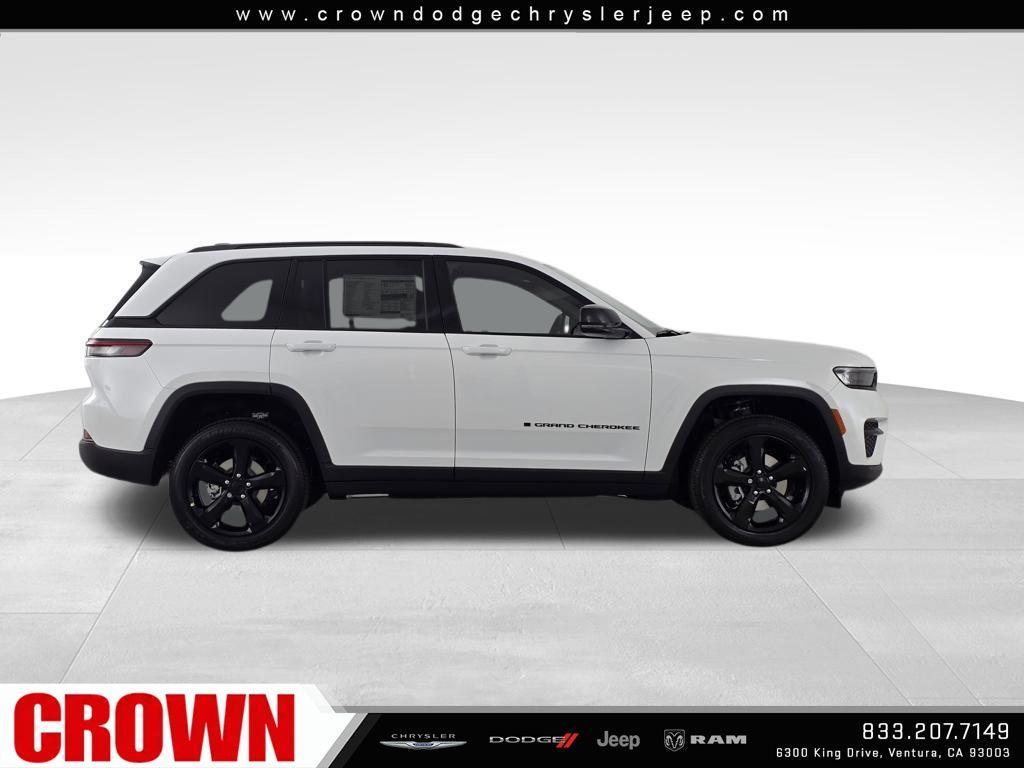 new 2025 Jeep Grand Cherokee car, priced at $42,046