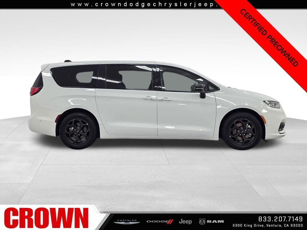 used 2024 Chrysler Pacifica Hybrid car, priced at $33,991