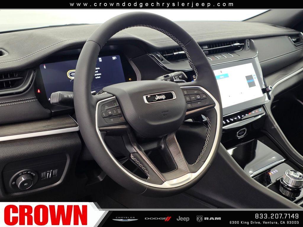 new 2026 Jeep Grand Cherokee car, priced at $48,805