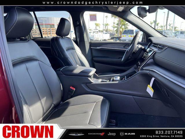 new 2024 Jeep Grand Cherokee car, priced at $39,995