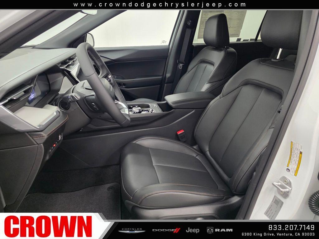 new 2026 Jeep Cherokee car, priced at $42,220