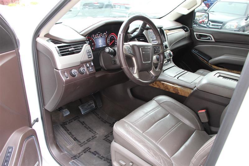 used 2016 GMC Yukon car, priced at $22,995