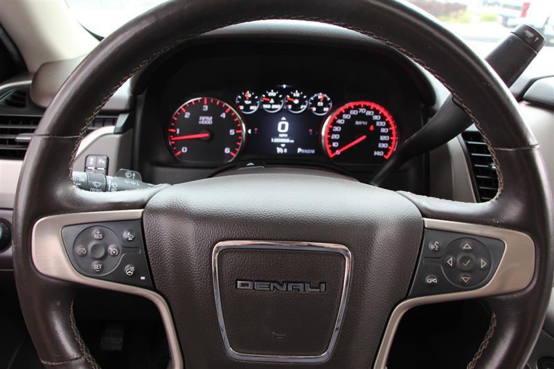 used 2016 GMC Yukon car, priced at $22,995