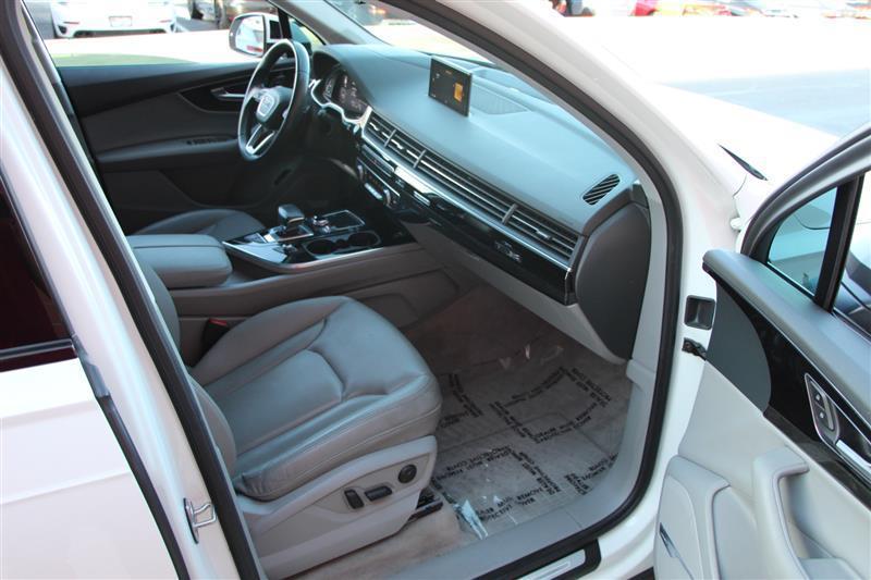 used 2019 Audi Q7 car, priced at $22,995