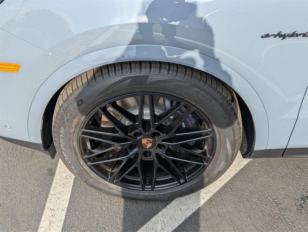new 2026 Porsche Cayenne car, priced at $133,410