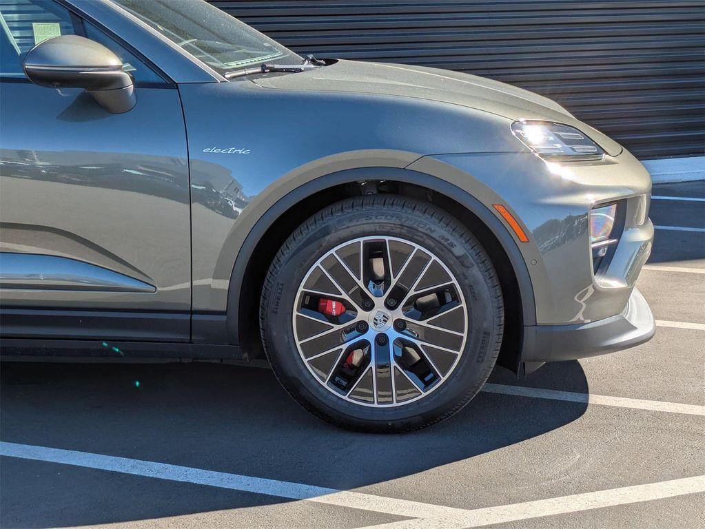 new 2025 Porsche Macan car, priced at $103,035