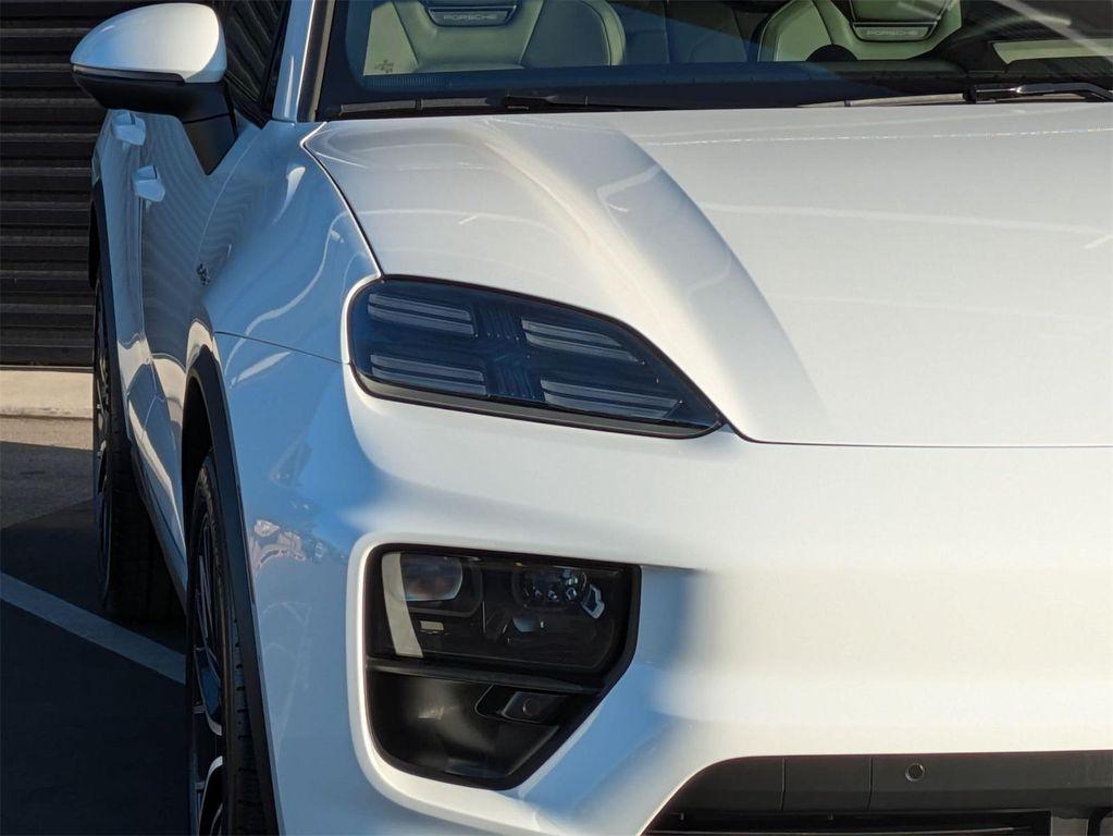 used 2025 Porsche Macan car, priced at $99,998