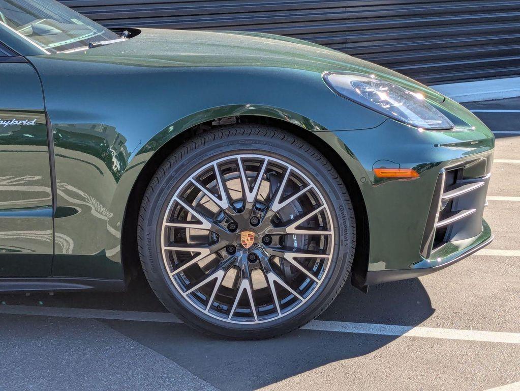 new 2026 Porsche Panamera car, priced at $155,410