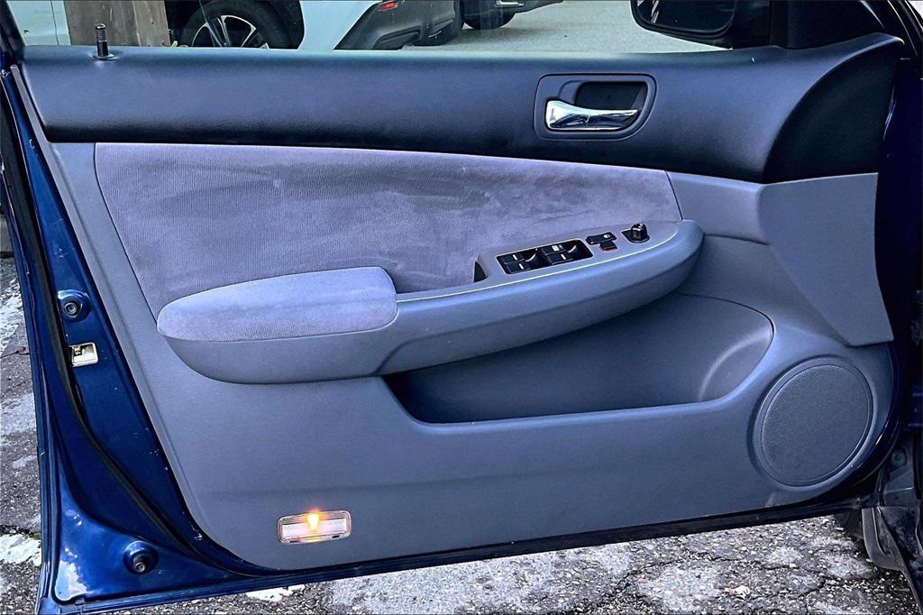 used 2004 Honda Accord car, priced at $2,995