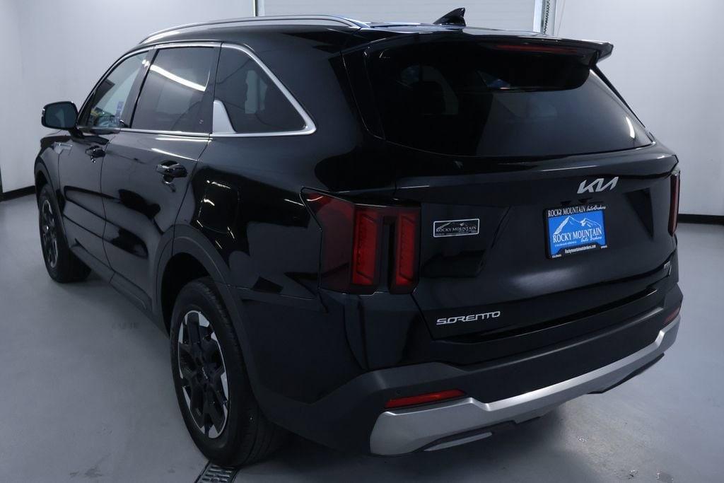 used 2024 Kia Sorento car, priced at $24,299
