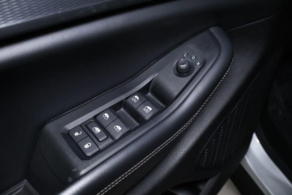 used 2023 Jeep Grand Cherokee L car, priced at $25,398