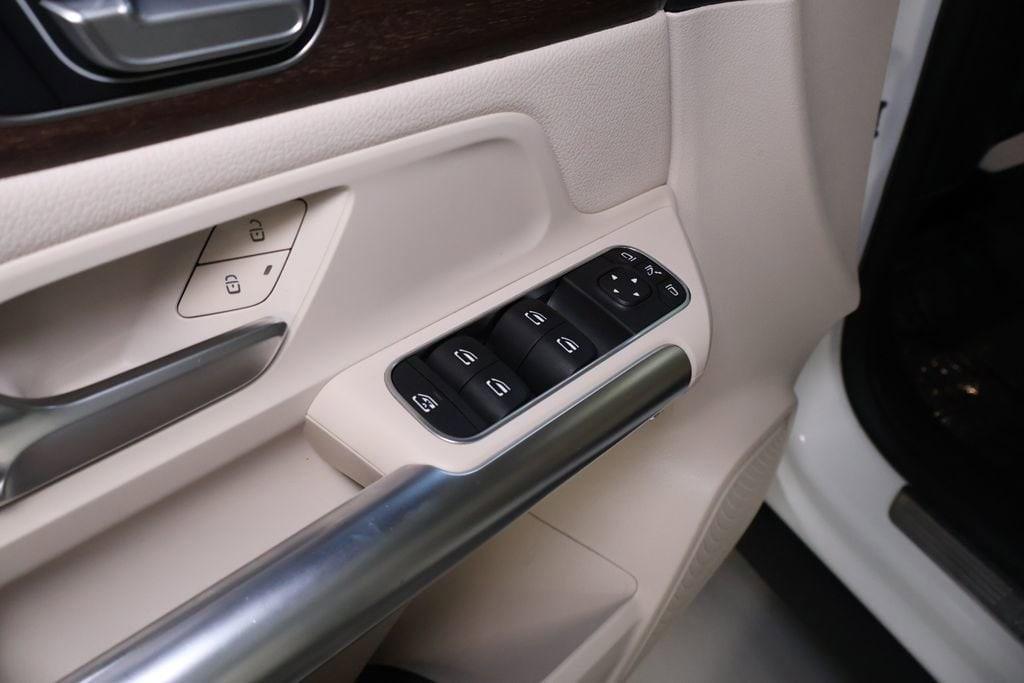 used 2021 Mercedes-Benz GLA 250 car, priced at $23,998