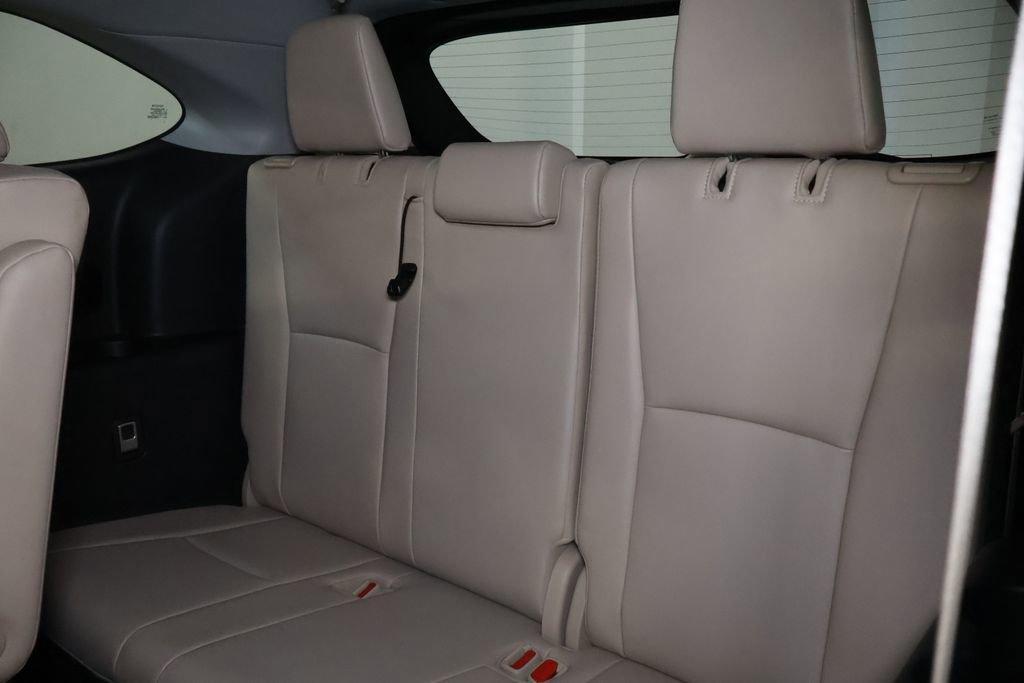 used 2021 Toyota Highlander car, priced at $30,998