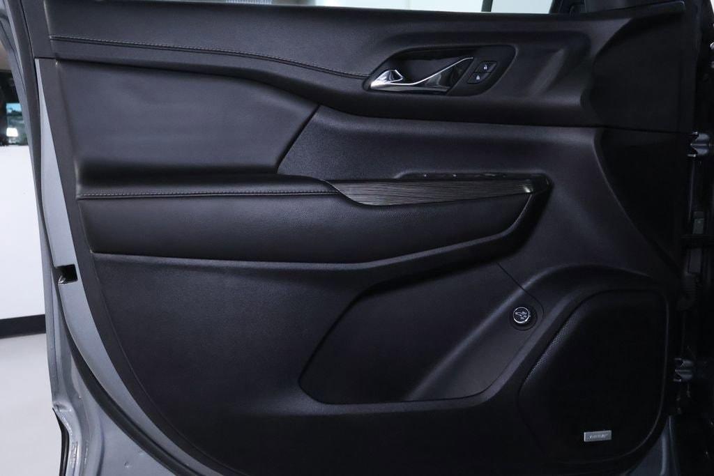 used 2023 GMC Acadia car, priced at $25,698