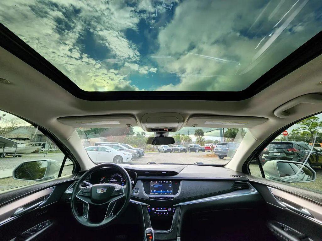 used 2018 Cadillac XT5 car, priced at $14,995