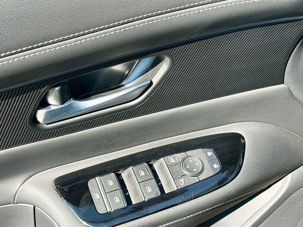 used 2025 Nissan Murano car, priced at $29,084