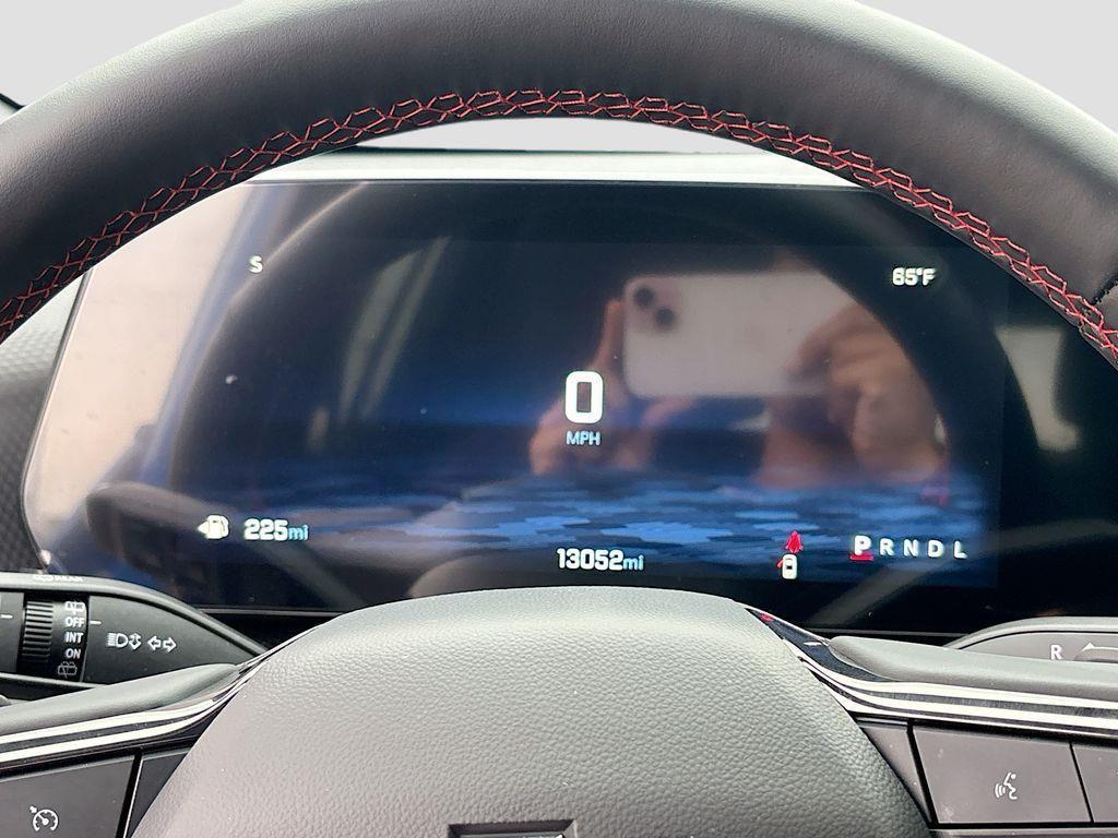 used 2025 Chevrolet Equinox car, priced at $31,971