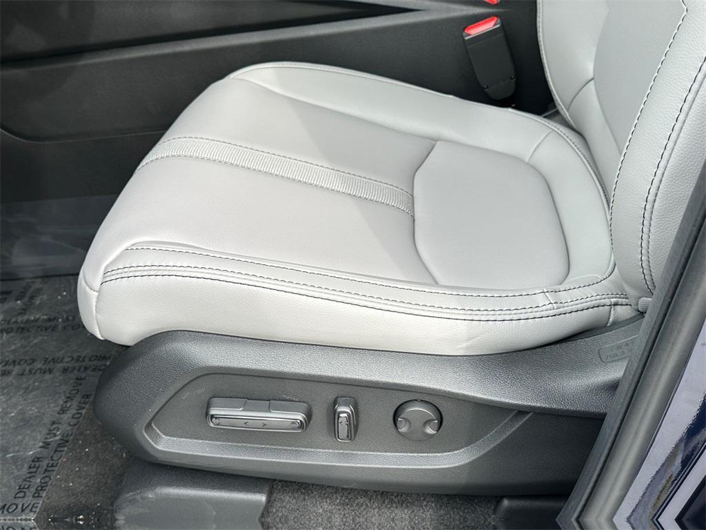 new 2025 Honda Pilot car, priced at $47,239