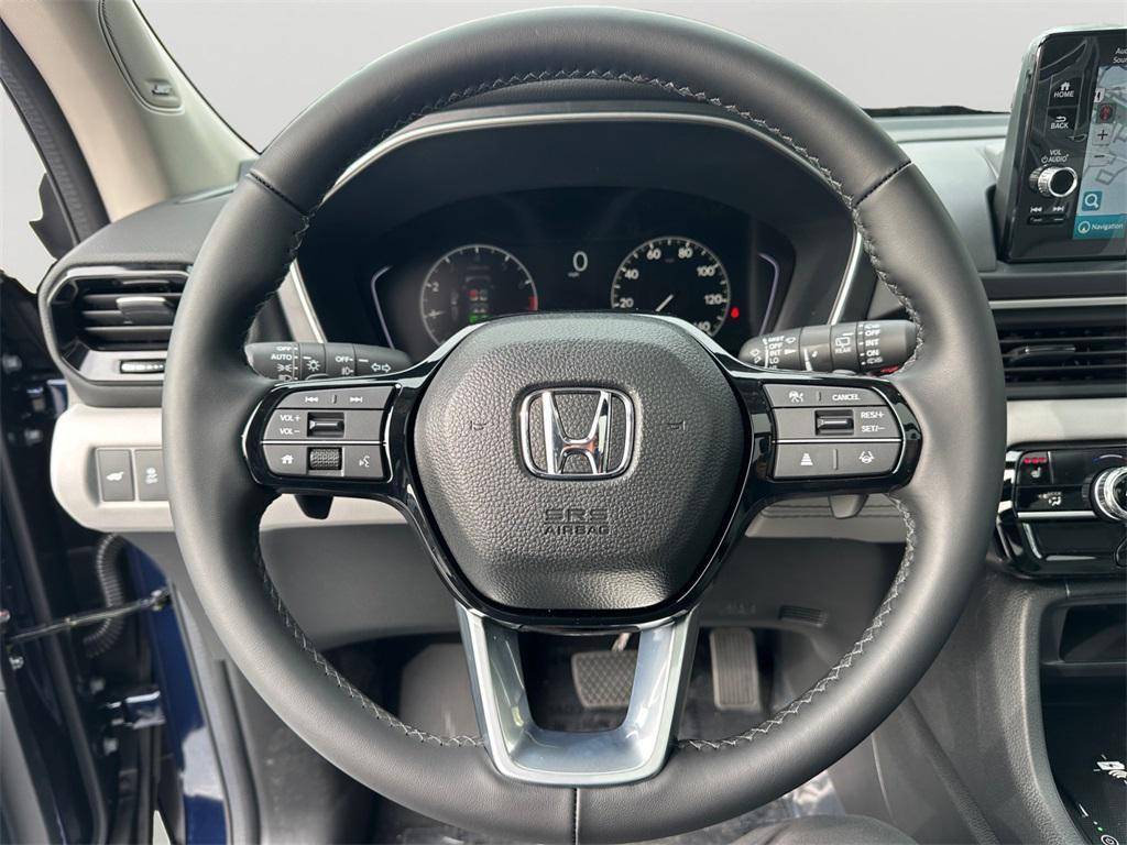 new 2025 Honda Pilot car, priced at $47,239