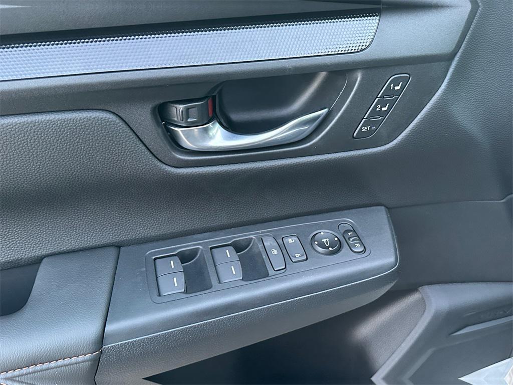 new 2026 Honda CR-V Hybrid car, priced at $42,130