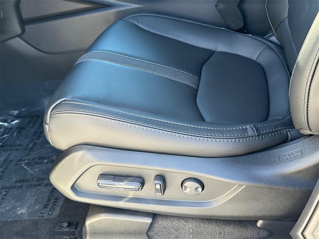 new 2025 Honda Pilot car, priced at $47,895