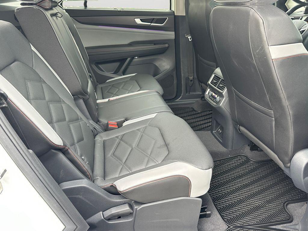 used 2024 Volkswagen Atlas car, priced at $37,358