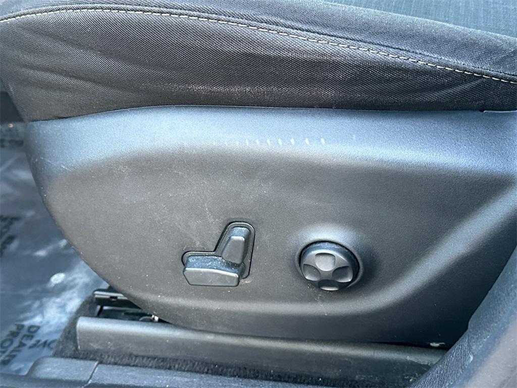 used 2016 Jeep Cherokee car, priced at $8,493