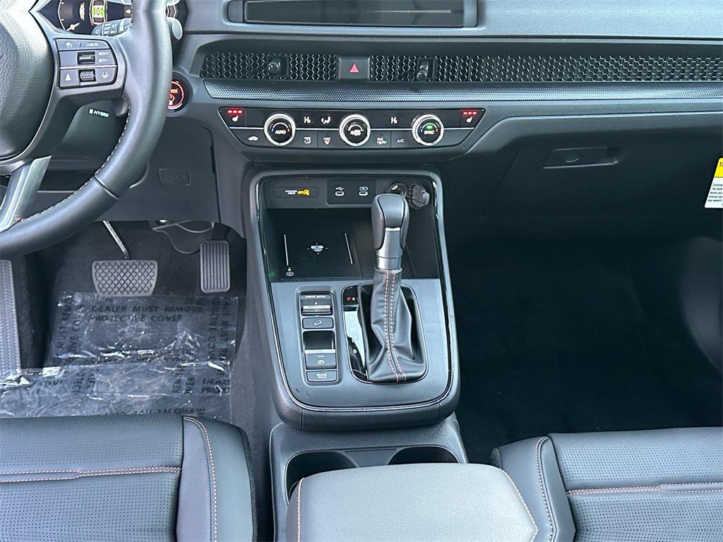 new 2026 Honda CR-V Hybrid car, priced at $40,015