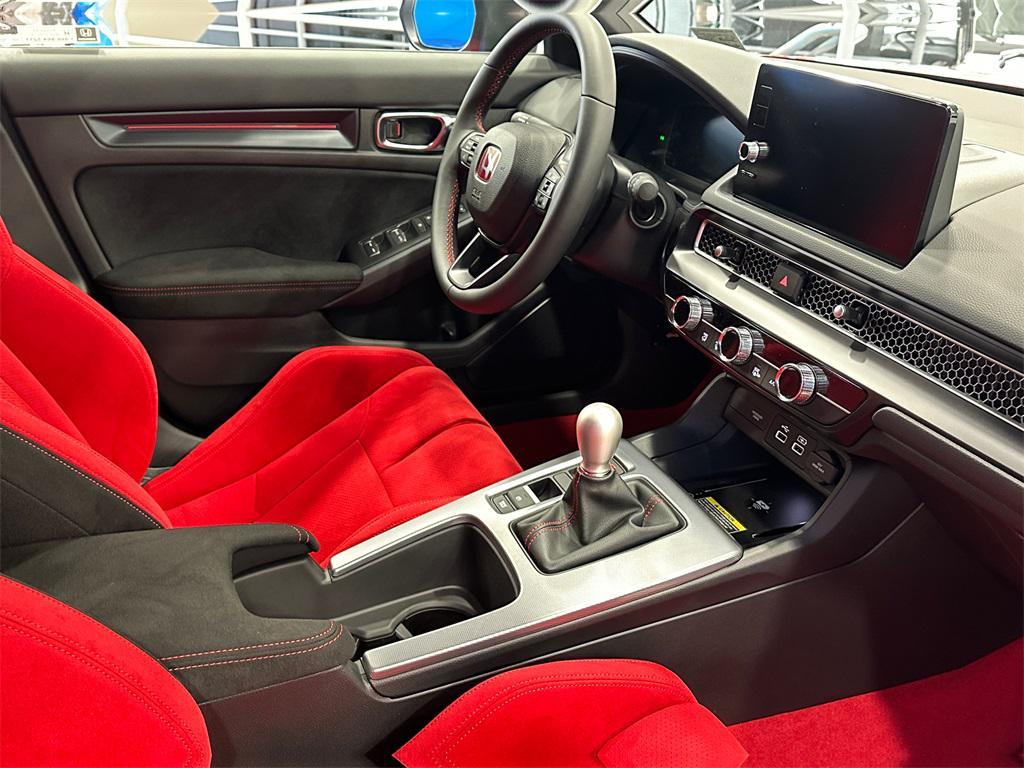 new 2025 Honda Civic Type R car
