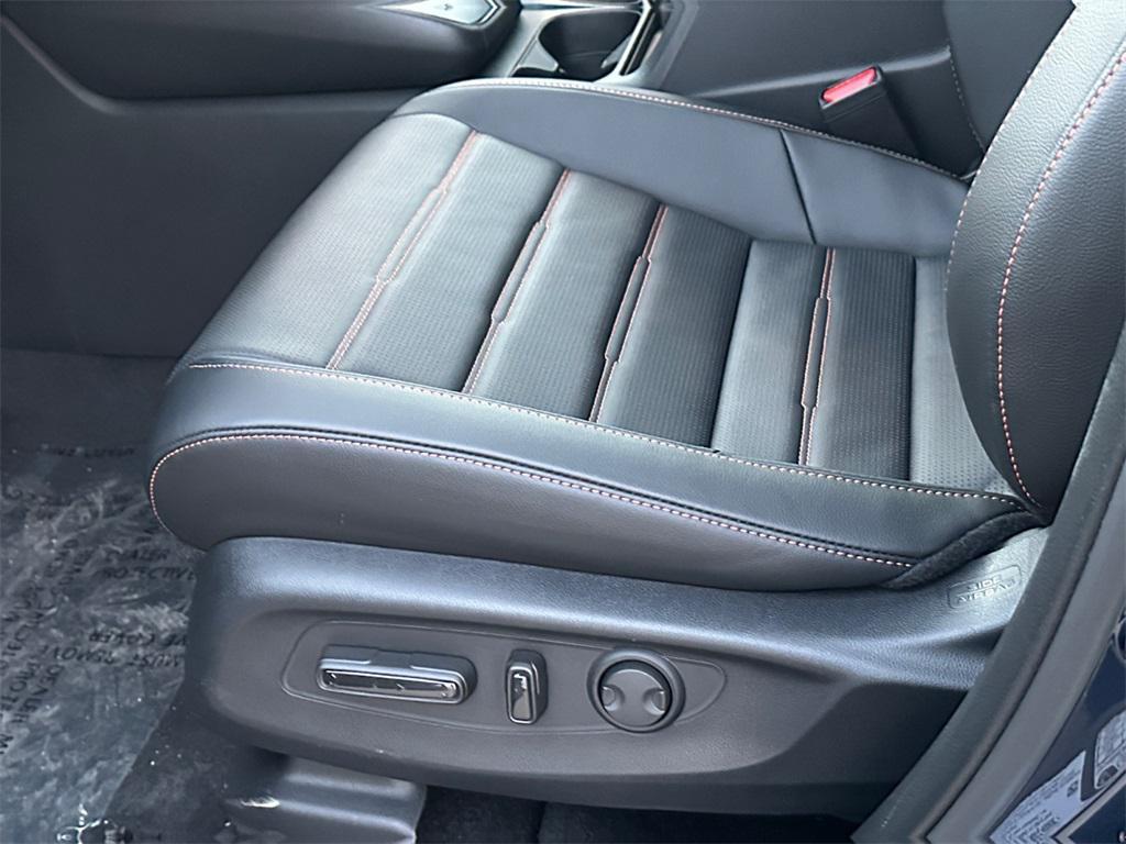 new 2026 Honda CR-V Hybrid car, priced at $43,700