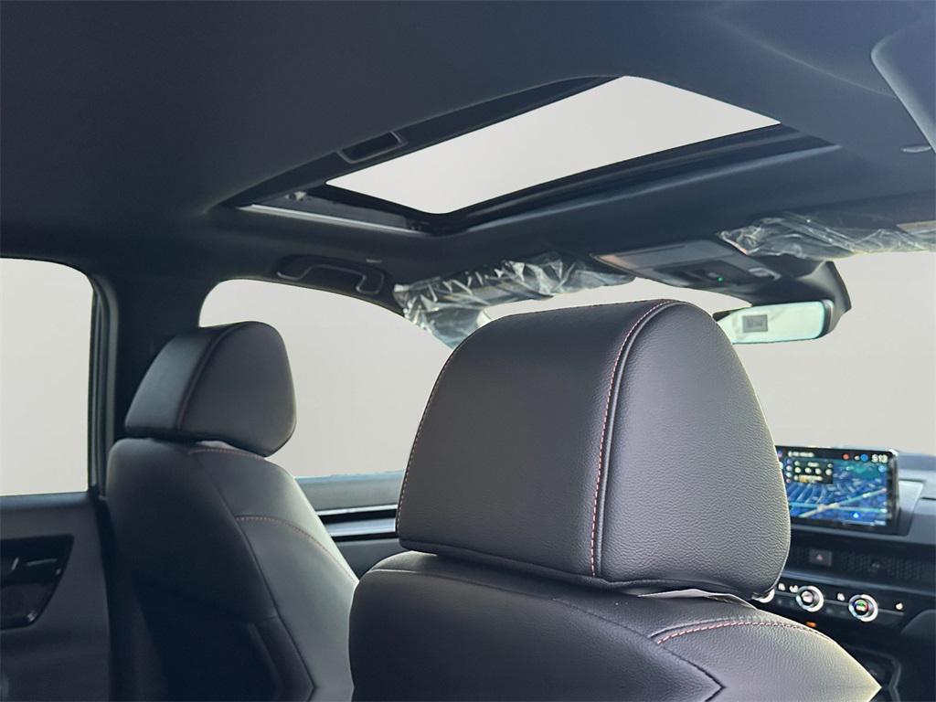 new 2026 Honda CR-V Hybrid car, priced at $43,700