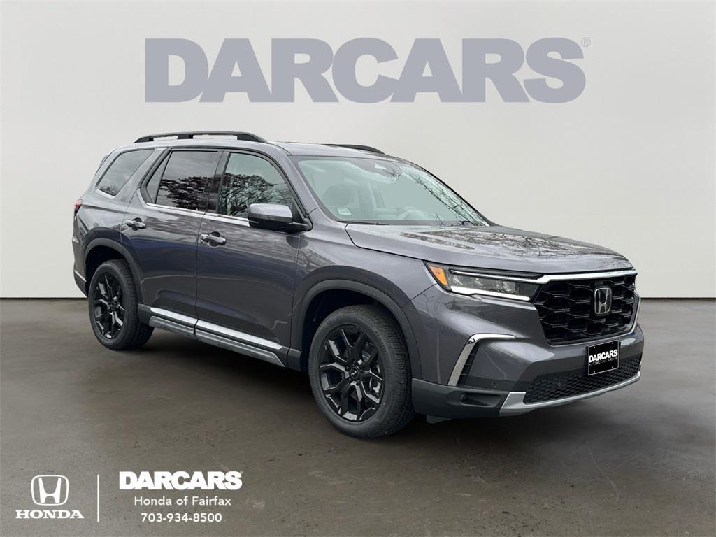 new 2025 Honda Pilot car, priced at $51,795