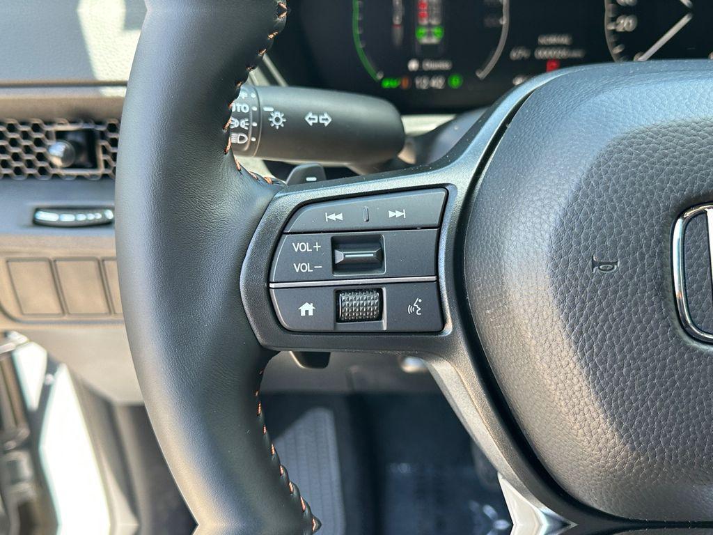 new 2026 Honda CR-V Hybrid car, priced at $39,524