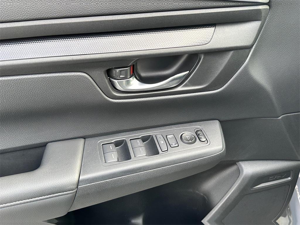 used 2025 Honda CR-V car, priced at $28,148