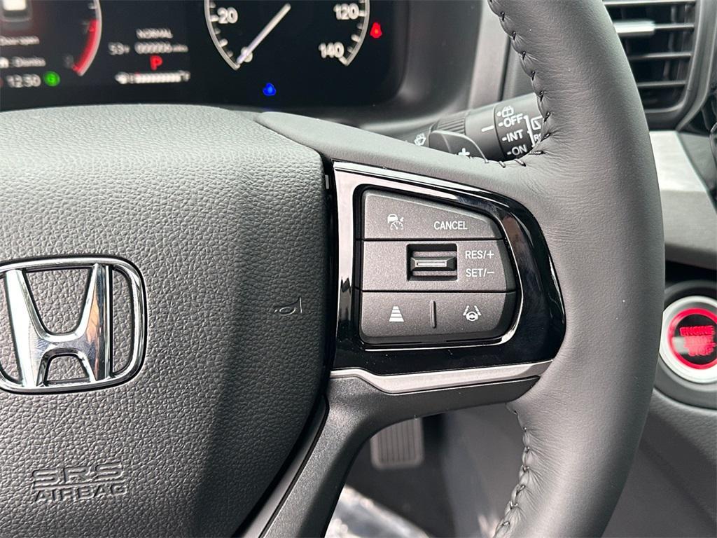 new 2026 Honda Odyssey car, priced at $44,290