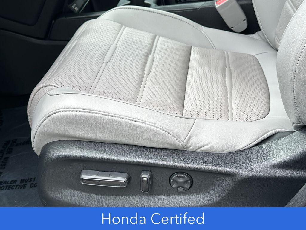 used 2021 Honda CR-V car, priced at $30,097